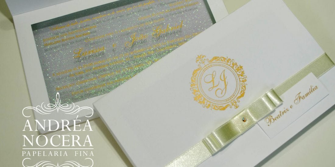 Convite de Casamento Branco com Gliter