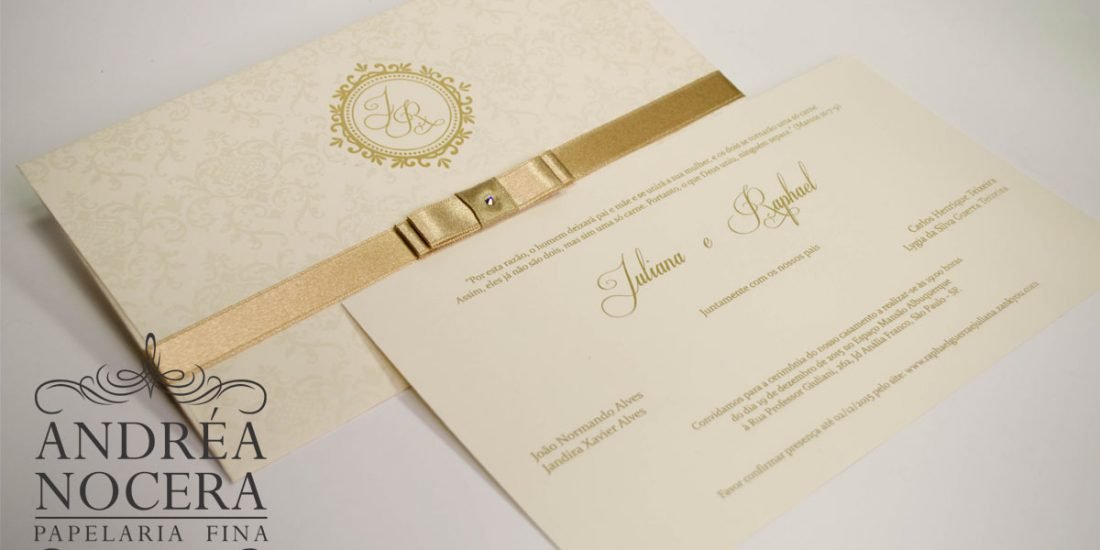 Envelope com impressão de brasão