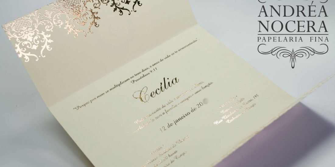 Convite de 15 anos dourado e bege