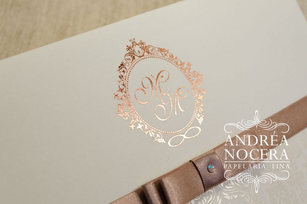 Convite de Casamento com Impressão em ouro rosê