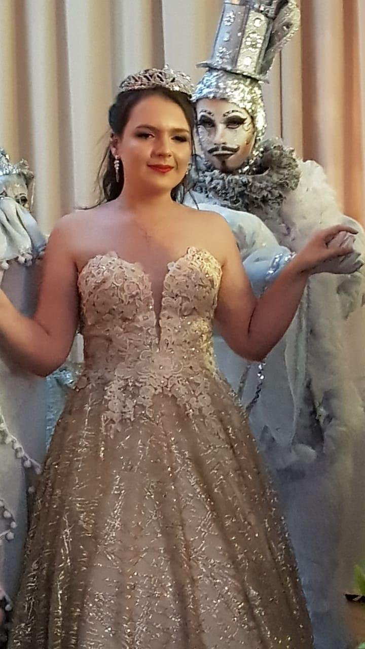 Festa de 15 anos da Beatriz Solis em Adamantina