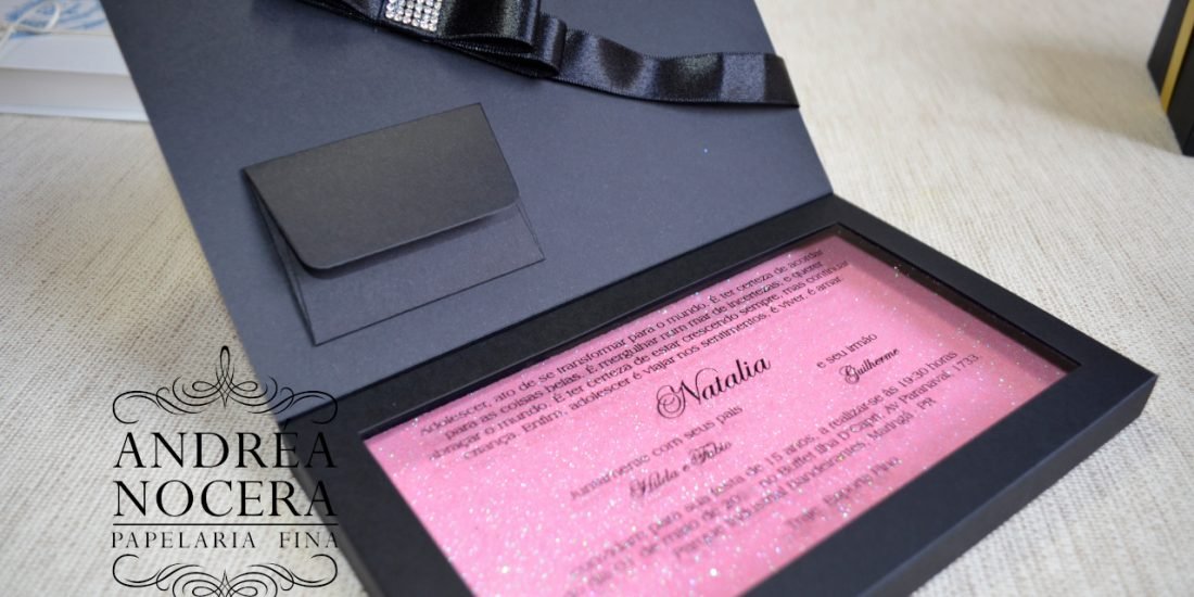 Convite de 15 anos Preto e Lilás