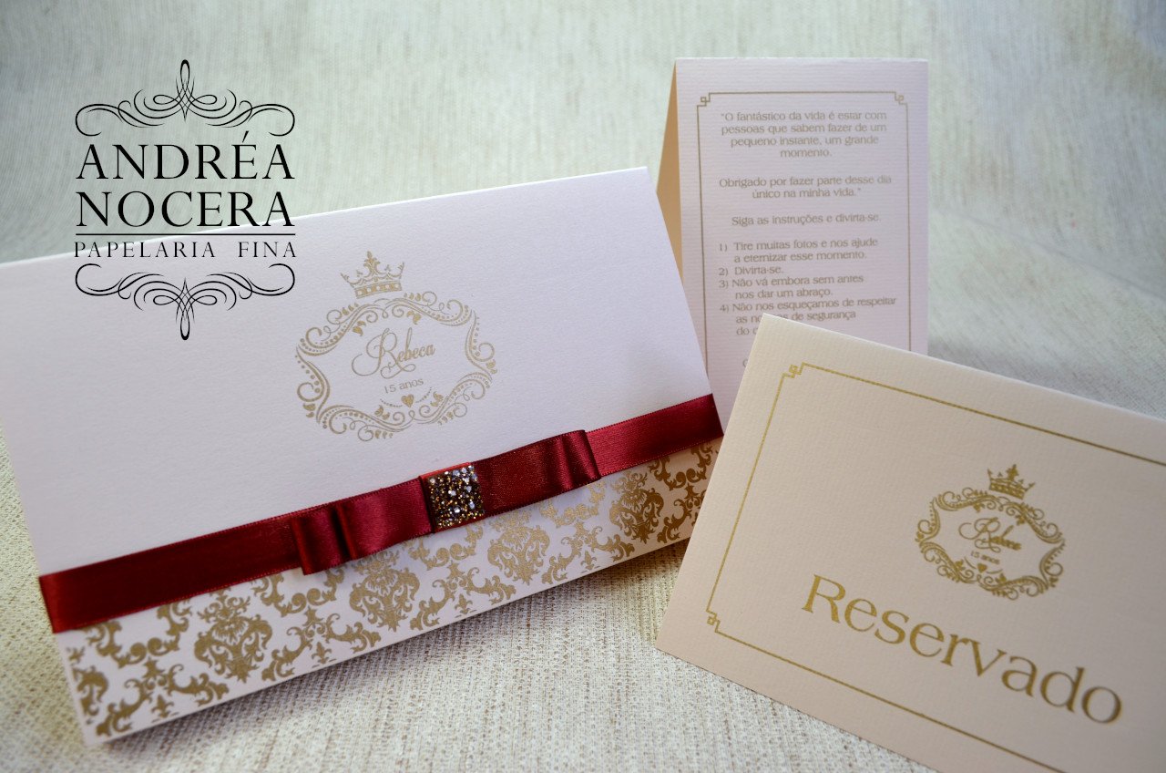 Convite de 15 anos com Flores Vermelhas Convite de 15 anos com Flores Vermelhas