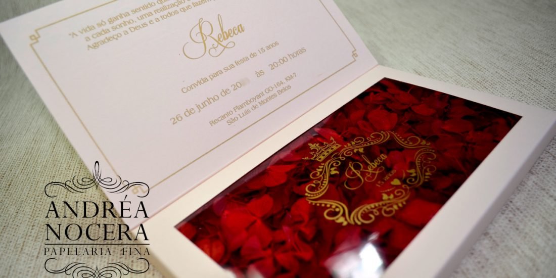 Convite de 15 anos com Flores Vermelhas