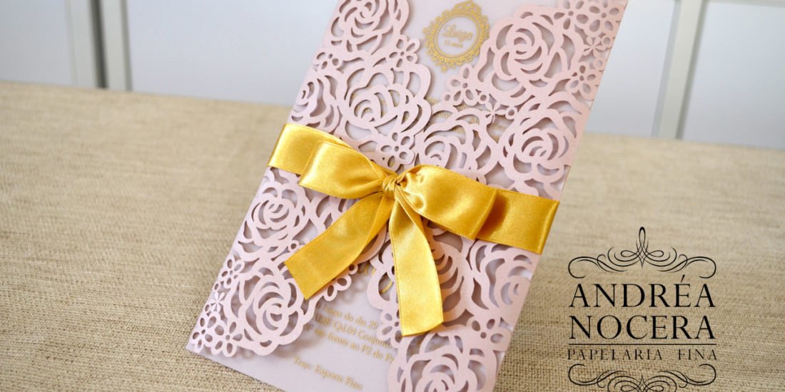Envelope Rosê com Corte a Laser