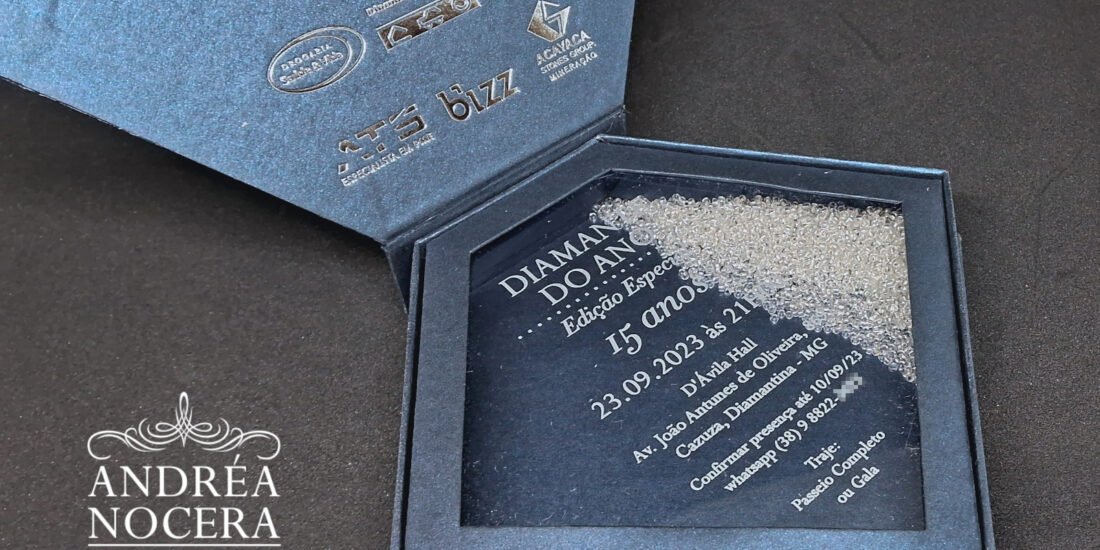 Convite Corporativo em Formato de Diamante