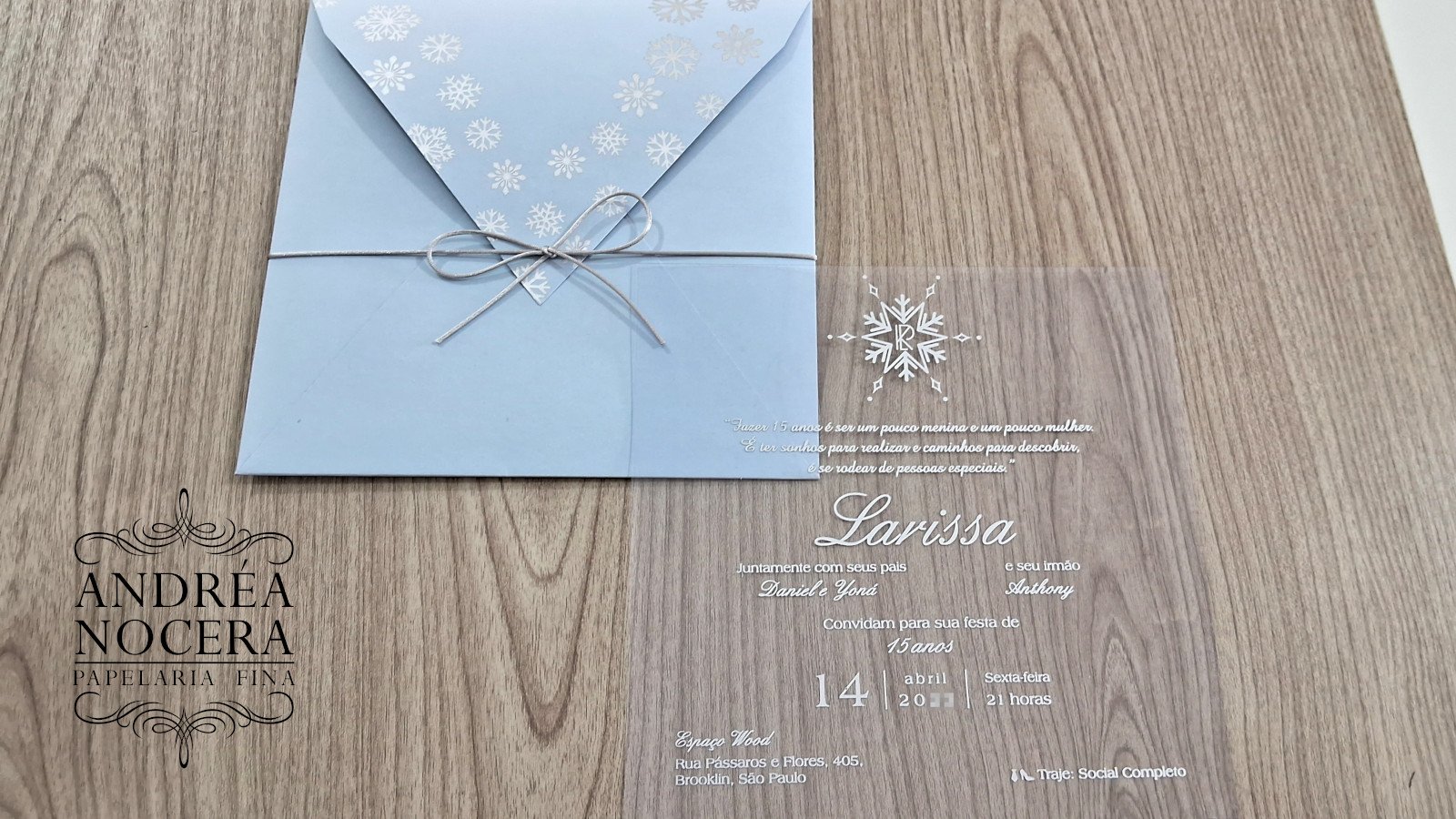 Candele LED A Tema Ghiaccio E Neve Con Effetto Fiamma 3D E Fiocchi Di Neve - Decorazione Invernale